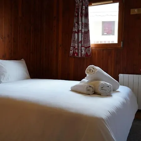 Au Pied - La Tania Apartment